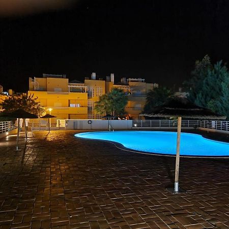 Marinho - 2 Bedroom 2 Bathroom Ground Floor Apartment With Communal Pool And Gardens Conceição Exteriör bild