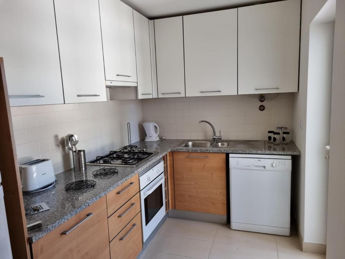 Marinho - 2 Bedroom 2 Bathroom Ground Floor Apartment With Communal Pool And Gardens Conceição Exteriör bild
