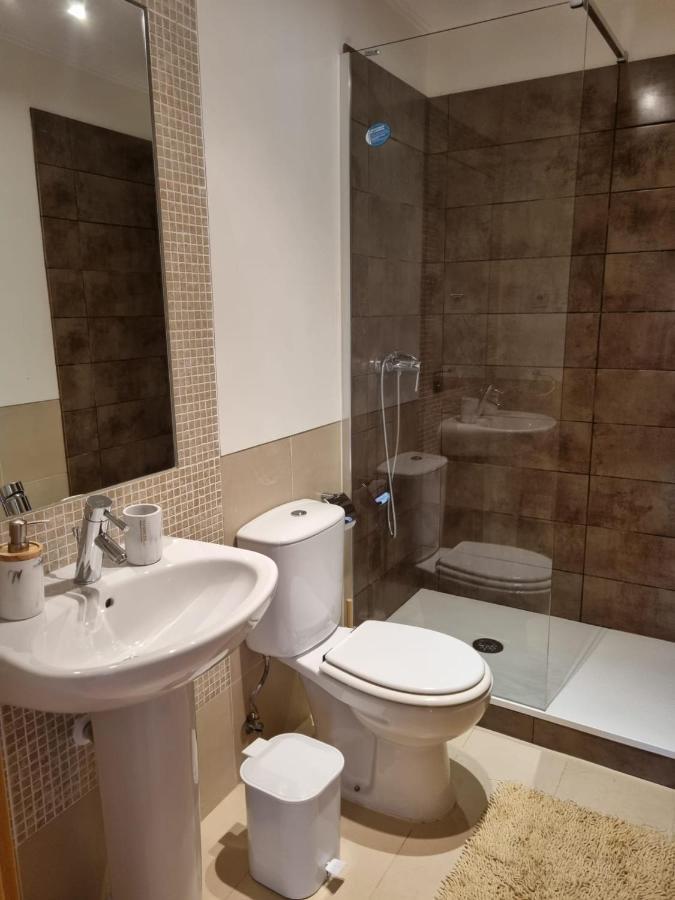 Marinho - 2 Bedroom 2 Bathroom Ground Floor Apartment With Communal Pool And Gardens Conceição Exteriör bild